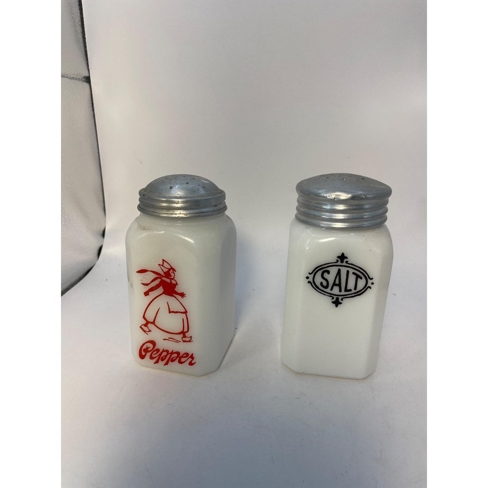 HTF Vintage Hazel Atlas White Milk Glass Dutch Scene SALT & PEPPER Range Shakers